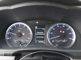 2018 Toyota Highlander LE with VIN 5TDZZRFH0JS249069, listed as a IAAI auction lot 41710956 with 83,598 mi miles and . Bid and sale history available at DreamBid. Image 7.