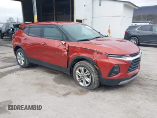 2021 Chevrolet Blazer LT с VIN 3GNKBHR4XMS567457, выставлен на аукционе IAAI как лот 41133024 с пробегом 48 422 миль миль и . История ставок и продаж доступна на DreamBid. Изображение 1.