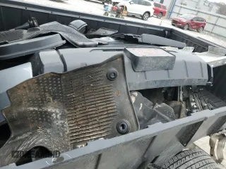 2024 Toyota Tundra z VIN 5TFKB5GD3RX002628, wystawiony jako Copart lot #43646195 z przebiegiem 17 559 mil mil oraz Czysty tytuł • Clean title. Historia ofert i sprzedaży dostępna na DreamBid. Obrazek 12.