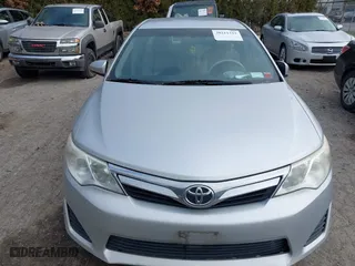 2012 Toyota Camry L with VIN 4T1BF1FK8CU071560, listed as a IAAI auction lot 38211313 with 123,274 mi miles. Bid and sale history available at carsss.com. Image 12.
