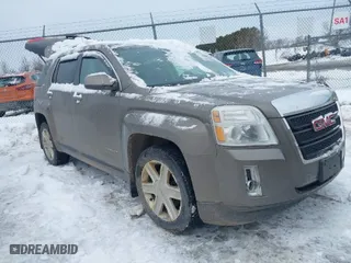2012 GMC Terrain SLT-1 with VIN 2GKFLVEKXC6367142, listed as a IAAI auction lot 41532024 with 122,000 mi miles. Bid and sale history available at carsss.com. Image 1.