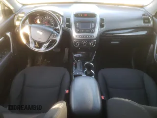 2014 Kia Sorento LX with VIN 5XYKT3A64EG501608, listed as a Copart auction lot 53149015 with 136,419 mi miles and Salvage Title. Bid and sale history available at DreamBid. Image 8.