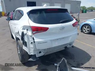 2018 Hyundai Tucson SEL Plus z VIN KM8J33A48JU766322, wystawiony jako IAAI lot #42184624 z przebiegiem 87 331 mil mil oraz . Historia ofert i sprzedaży dostępna na DreamBid. Obrazek 20.