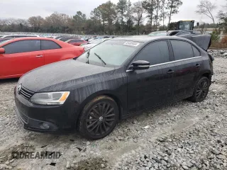 2013 Volkswagen Jetta SEL с VIN 3VWLX7AJ6DM368577, выставлен на аукционе Copart как лот 85482604 с пробегом 134 577 миль миль и Списание • Salvage title. История ставок и продаж доступна на DreamBid. Изображение 1.