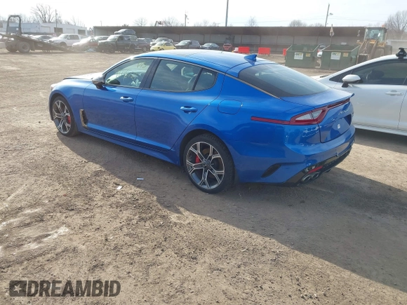 2020 Kia Stinger GT1 with VIN KNAE45LCXL6074179, listed as a IAAI auction lot 41718721 with 58,092 mi miles. Bid and sale history available at carsss.com. Image 3.