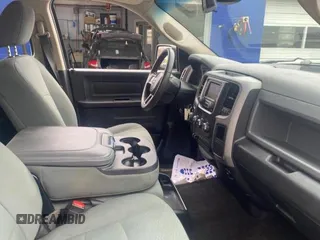 2016 Ram 1500 Tradesman z VIN 1C6RR7KT0GS103504, wystawiony jako Copart lot #58490245 z przebiegiem 145 516 mil mil oraz Czysty tytuł • Clean title. Historia ofert i sprzedaży dostępna na DreamBid. Obrazek 5.
