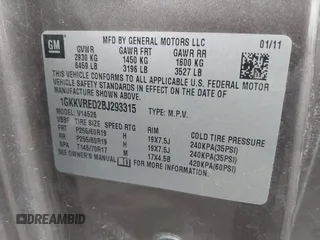 2011 GMC Acadia SLT1 with VIN 1GKKVRED2BJ293315, listed as a IAAI auction lot 41966188 with 179,446 mi miles. Bid and sale history available at carsss.com. Image 9.