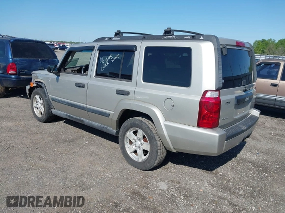 2006 Jeep Commander z VIN 1J8HG48N16C363512, wystawiony jako IAAI lot #41991213 z przebiegiem 205 757 mil mil oraz . Historia ofert i sprzedaży dostępna na DreamBid. Obrazek 3.