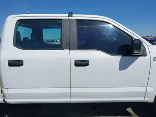 2016 Ford F-150 XLT with VIN 1FTEW1EF5GFA47782, listed as a IAAI auction lot 41870772 with 118,121 mi miles. Bid and sale history available at carsss.com. Image 13.