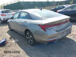 2023 Hyundai Elantra Limited z VIN KMHLP4AG3PU620495, wystawiony jako IAAI lot #42090817 z przebiegiem 16 325 mil mil oraz . Historia ofert i sprzedaży dostępna na DreamBid. Obrazek 3.