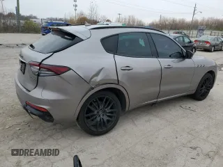 2021 Maserati Levante GranSport with VIN ZN661XUS7MX359594, listed as a Copart auction lot 82664484 with 0 mi miles and Salvage Title. Bid and sale history available at carsss.com. Image 3.