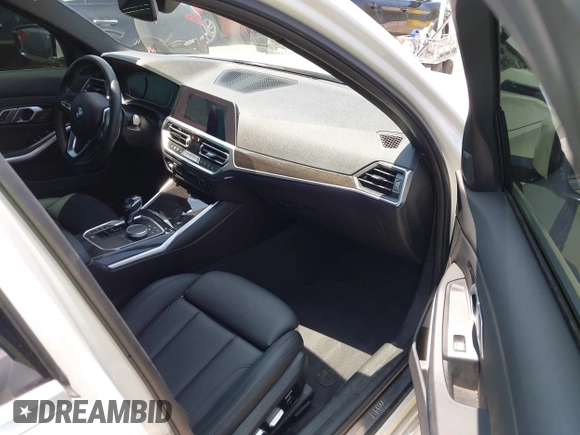 2021 BMW 3 Series 330i с VIN WBA5R1C03MFK81966, выставлен на аукционе IAAI как лот 42483816 с пробегом 50 176 миль миль и . История ставок и продаж доступна на DreamBid. Изображение 5.
