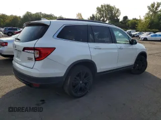 2021 Honda Pilot Special Edition with VIN 5FNYF6H27MB102574, listed as a Copart auction lot 71641744 with 34,772 mi miles and Salvage Title. Bid and sale history available at DreamBid. Image 3.