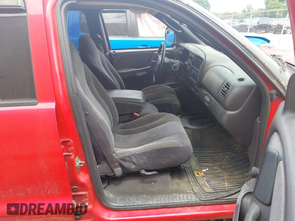 2000 Dodge Dakota Sport with VIN 1B7GL2AN7YS607119, listed as a IAAI auction lot 42377808 with 287,892 mi miles and . Bid and sale history available at DreamBid. Image 5.