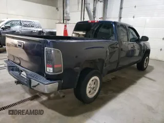 2008 GMC Sierra 1500 Work Truck z VIN 1GTEC19X28Z278103, wystawiony jako Copart lot #86513174 z przebiegiem Nie podano mil oraz Czysty tytuł • Clean title. Historia ofert i sprzedaży dostępna na DreamBid. Obrazek 3.