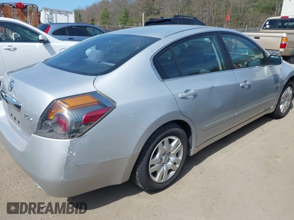 2012 Nissan Altima 2.5 S with VIN 1N4AL2AP4CN433420, listed as a IAAI auction lot 42112989 with 190,527 mi miles. Bid and sale history available at carsss.com. Image 4.