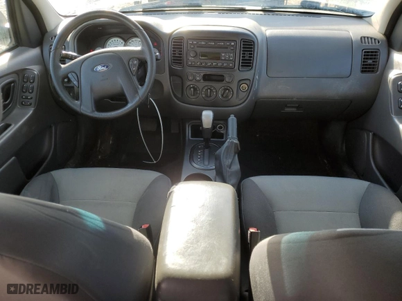 2006 Ford Escape XLS with VIN 1FMYU92Z86KA56686, listed as a Copart auction lot 47642045 with 196,804 mi miles and Clean Title. Bid and sale history available at carsss.com. Image 8.