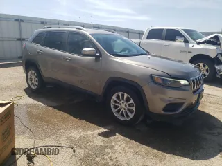 2020 Jeep Cherokee Latitude with VIN 1C4PJLCBXLD637761, listed as a Copart auction lot 51075455 with 86,088 mi miles and Clean Title. Bid and sale history available at carsss.com. Image 4.