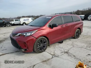 2022 Toyota Sienna XSE z VIN 5TDXRKEC0NS125474, wystawiony jako Copart lot #84795804 z przebiegiem 30 087 mil mil oraz Szkoda całkowita • Salvage title. Historia ofert i sprzedaży dostępna na DreamBid. Obrazek 1.