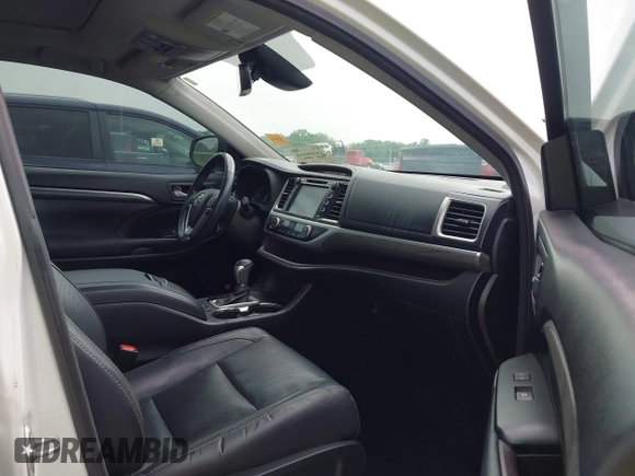 2017 Toyota Highlander Limited with VIN 5TDDZRFH9HS389870, listed as a IAAI auction lot 42272227 with 147,508 mi miles and . Bid and sale history available at DreamBid. Image 5.