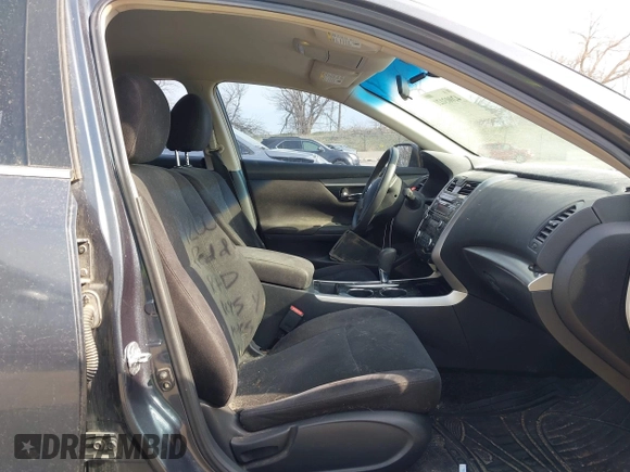 2013 Nissan Altima 2.5 S with VIN 1N4AL3AP1DC284760, listed as a IAAI auction lot 42003121 with 113,442 mi miles and . Bid and sale history available at carsss.com. Image 5.