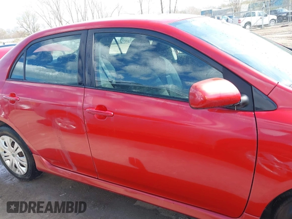 2009 Toyota Corolla with VIN 1NXBU40E19Z003510, listed as a IAAI auction lot 42061161 with 136,846 mi miles. Bid and sale history available at carsss.com. Image 13.