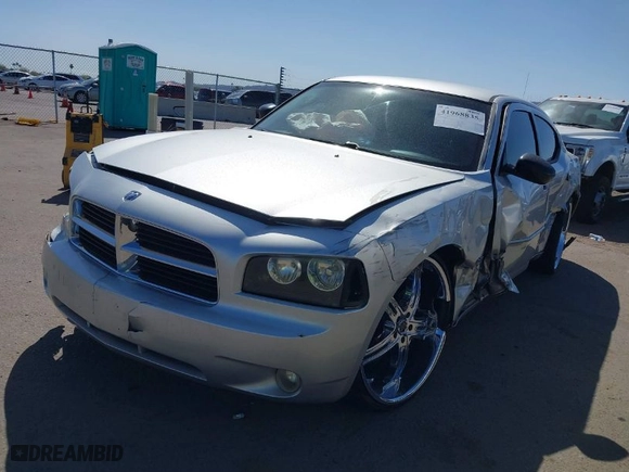 2007 Dodge Charger with VIN 2B3KA43G77H641238, listed as a IAAI auction lot 41968835 with 261,599 mi miles. Bid and sale history available at carsss.com. Image 12.