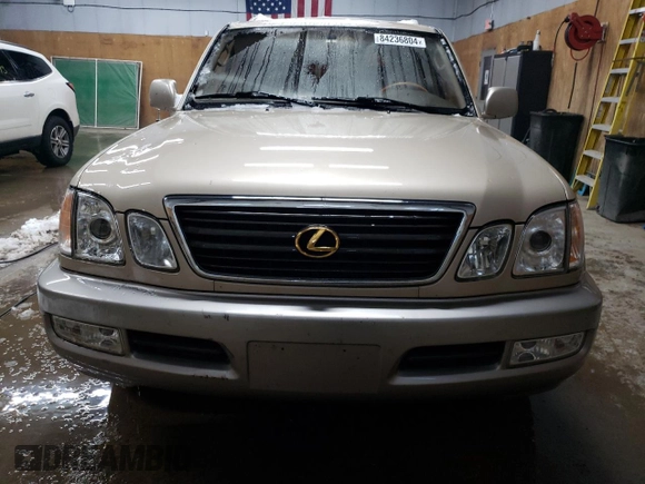 2001 Lexus LX 470 z VIN JTJHT00W213507042, wystawiony jako Copart lot #84236804 z przebiegiem 179 706 mil mil oraz Tytuł czysty. Historia ofert i sprzedaży dostępna na DreamBid. Obrazek 5.