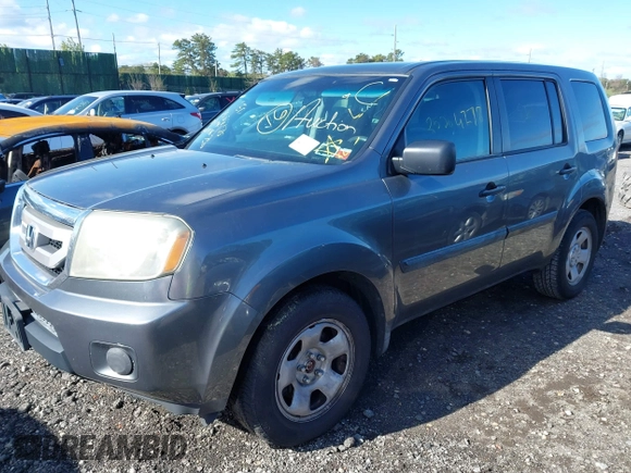 2011 Honda Pilot LX with VIN 5FNYF4H29BB031413, listed as a IAAI auction lot 42141970 with Not Provided miles and . Bid and sale history available at DreamBid. Image 17.