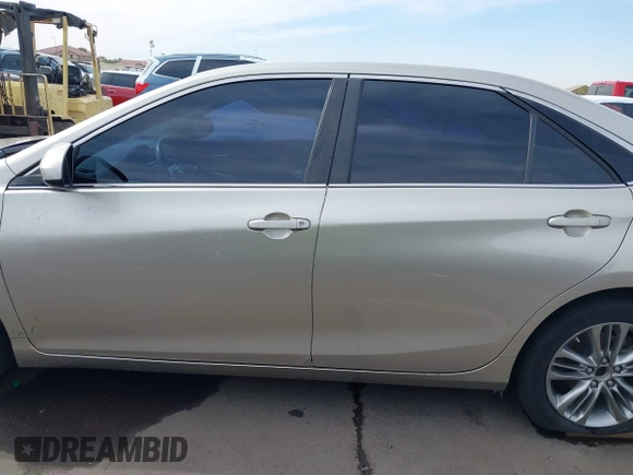2017 Toyota Camry XLE with VIN 4T1BF1FK4HU786682, listed as a IAAI auction lot 41603263 with 73,952 mi miles. Bid and sale history available at carsss.com. Image 14.