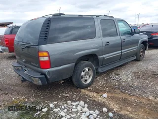 2002 Chevrolet Suburban LS with VIN 3GNEC16Z12G341471, listed as a IAAI auction lot 41458266 with 465,410 mi miles. Bid and sale history available at carsss.com. Image 4.