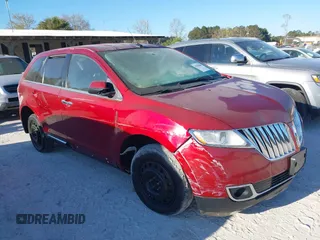 2013 Lincoln MKX with VIN 2LMDJ8JK9DBL33279, listed as a IAAI auction lot 41899880 with 1 mi miles. Bid and sale history available at carsss.com. Image 1.