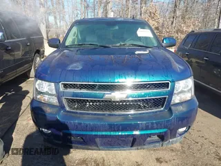 2007 Chevrolet Tahoe LTZ z VIN 1GNFK13047R146971, wystawiony jako IAAI lot #41015459 z przebiegiem 230 156 mil mil oraz . Historia ofert i sprzedaży dostępna na DreamBid. Obrazek 12.
