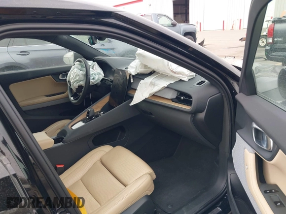 2021 Polestar 2 Launch Edition z VIN LPSED3KA9ML019516, wystawiony jako IAAI lot #41901075 z przebiegiem 32 468 mil mil oraz . Historia ofert i sprzedaży dostępna na DreamBid. Obrazek 5.