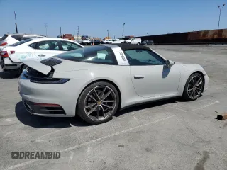 2022 Porsche 911 4 with VIN WP0BA2A90NS226162, listed as a Copart auction lot 55085454 with 13,497 mi miles and Salvage Title. Bid and sale history available at carsss.com. Image 3.