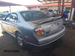 2003 Nissan Maxima SE z VIN JN1DA31D43T512898, wystawiony jako IAAI lot #42111179 z przebiegiem 210 817 mil mil oraz . Historia ofert i sprzedaży dostępna na DreamBid. Obrazek 3.