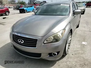 2013 Infiniti M z VIN JN1BY1AP9DM514188, wystawiony jako Copart lot #57634155 z przebiegiem 170 910 mil mil oraz Szkoda całkowita • Salvage title. Historia ofert i sprzedaży dostępna na DreamBid. Obrazek 13.