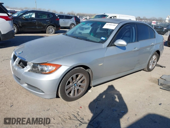 2007 BMW 3 Series 328i z VIN WBAVA33517KX73521, wystawiony jako IAAI lot #41389508 z przebiegiem 76 267 mil mil oraz . Historia ofert i sprzedaży dostępna na DreamBid. Obrazek 17.