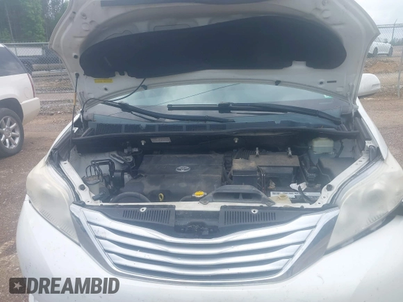 2014 Toyota Sienna XLE with VIN 5TDYK3DC2ES517663, listed as a IAAI auction lot 42171862 with 143,447 mi miles and . Bid and sale history available at DreamBid. Image 10.