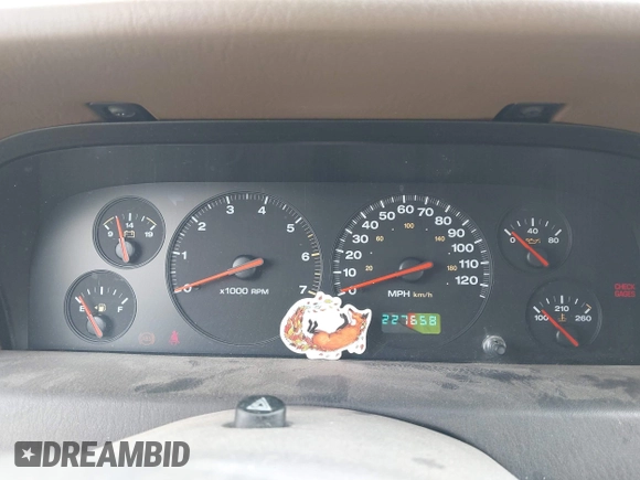 2000 Jeep Grand Cherokee Laredo with VIN 1J4GW48SXYC100248, listed as a IAAI auction lot 42182318 with 227,658 mi miles and . Bid and sale history available at DreamBid. Image 7.