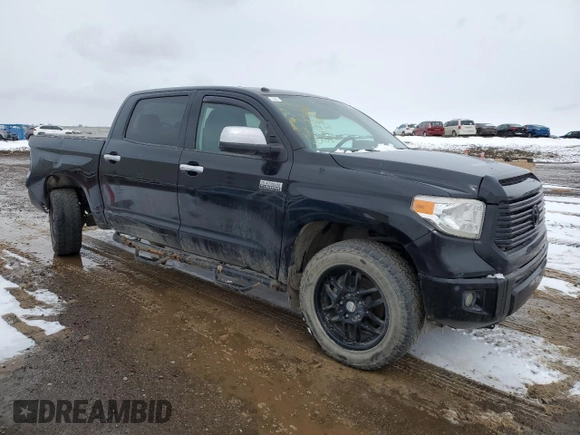 2015 Toyota Tundra Platinum z VIN 5TFAY5F13FX439364, wystawiony jako Copart lot #51660595 z przebiegiem 140 744 mil mil oraz Szkoda całkowita • Salvage title. Historia ofert i sprzedaży dostępna na DreamBid. Obrazek 4.