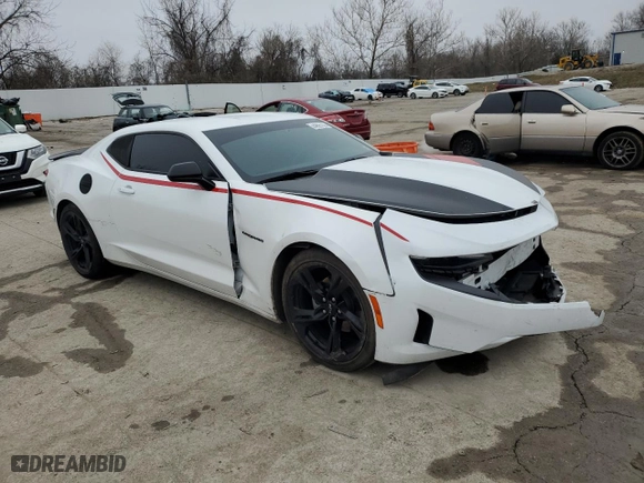 2021 Chevrolet Camaro 1LT with VIN 1G1FB1RX5M0142269, listed as a Copart auction lot 44905105 with 31,586 mi miles and Salvage Title. Bid and sale history available at carsss.com. Image 4.