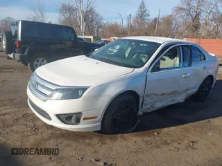 2010 Ford Fusion SE with VIN 3FAHP0HA0AR281297, listed as a IAAI auction lot 41868346 with 177,292 mi miles. Bid and sale history available at carsss.com. Image 17.