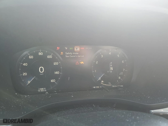 2019 Volvo XC60 Inscription with VIN LYV102RL4KB237691, listed as a Copart auction lot 87033724 with 133,815 mi miles and Salvage Title. Bid and sale history available at carsss.com. Image 9.