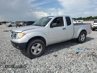 2013 Nissan Frontier SV with VIN 1N6BD0CT7DN724213, listed as a Copart auction lot 62307175 with 118,823 mi miles and Salvage title. Bid and sale history available at DreamBid. Image 1.
