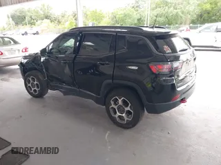 2022 Jeep Compass Trailhawk with VIN 3C4NJDDB5NT164201, listed as a IAAI auction lot 42214973 with 92,668 mi miles and . Bid and sale history available at DreamBid. Image 3.
