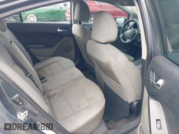 2014 Kia Forte LX with VIN KNAFX4A62E5221011, listed as a IAAI auction lot 42063598 with 187,649 mi miles. Bid and sale history available at carsss.com. Image 8.
