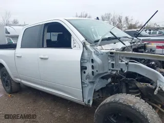 2018 Ram 2500 Laramie with VIN 3C6UR5FL7JG260700, listed as a IAAI auction lot 41343304 with 1 mi miles. Bid and sale history available at carsss.com. Image 12.