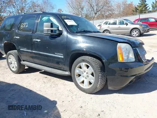 2012 GMC Yukon SLT with VIN 1GKS2CE06CR192736, listed as a IAAI auction lot 41798712 with 1 mi miles. Bid and sale history available at carsss.com. Image 1.