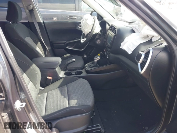 2021 Kia Soul S with VIN KNDJ23AUXM7779549, listed as a IAAI auction lot 41899504 with 65,884 mi miles and . Bid and sale history available at DreamBid. Image 5.
